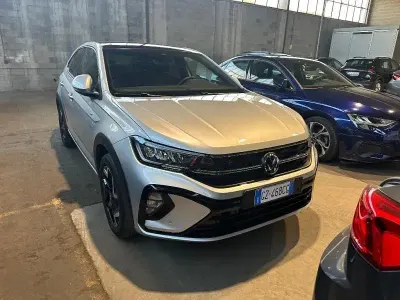 Usata VW Taigo R-line 115 CV (84 kW) 2025 Argento SUV