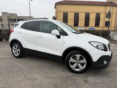 Usata Opel Mokka Cosmo 140 CV (102 kW) 2014 Bianco SUV