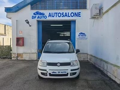 Usata Fiat Panda Lounge 69 CV (50 kW) 2013 Bianco Utilitaria