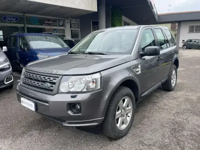 Usata Land Rover Freelander 2 SE 150 CV (110 kW) 2011 Argento SUV