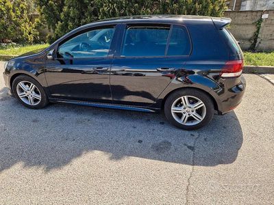 Usata VW Golf VI 105 CV (77 kW) 2011 Nero Utilitaria