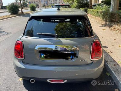 Usata Mini ONE 100 CV (73 kW) 2019 Grigio Utilitaria