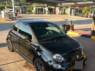 Usata Abarth 695 180 CV (132 kW) 2024 Nero Utilitaria