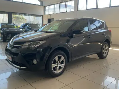 Gebraucht Toyota RAV4 Active 125 PS (91 kW) 2015 Schwarz SUV