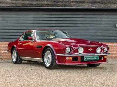 Usata Aston Martin V8 Vantage 438 CV (322 kW) 1987 Rosso Coupé