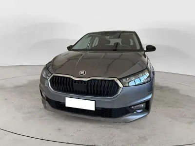 Usata Skoda Fabia Style 80 CV (58 kW) 2023 Grigio tetto nero Utilitaria