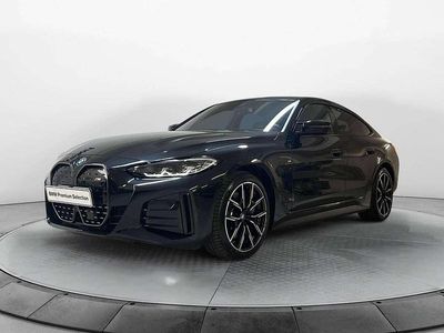 Usata BMW i4 Comfort Edition 544 kW (740 CV) 2024 Black sapphire Berlina
