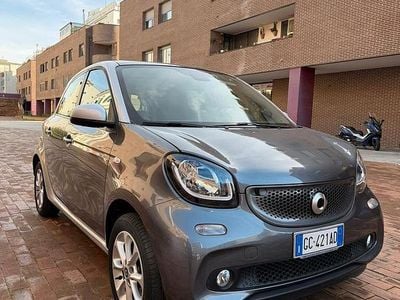 Usata Smart ForFour Superpassion 90 CV (66 kW) 2019 Grigio Utilitaria