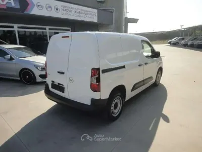 Gebraucht Opel Combo Edition 76 PS (55 kW) 2020 Weiß Van / Kleinbus