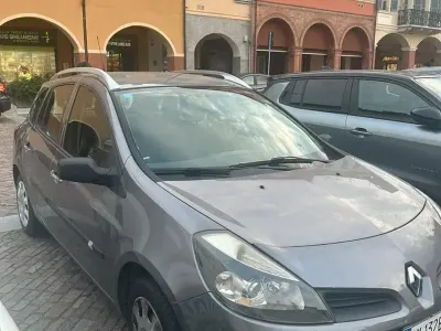 Usata Renault Clio 58 CV (42 kW) 2007 Grigio Station wagon