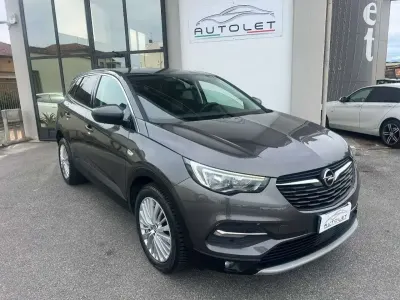 Usata Opel Grandland X Innovation 131 CV (96 kW) 2019 Grigio SUV