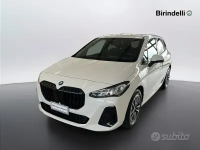 Usata BMW 218 Active Tourer M Sport 136 CV (100 kW) 2022 Alpin white pastello Monovolume