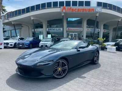 Usata Ferrari Roma 620 CV (456 kW) 2023 Grigio Coupé