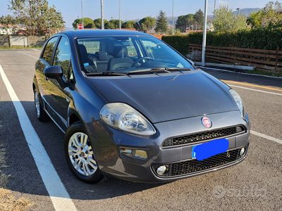 Usata Fiat Punto 65 CV (47 kW) 2014 Grigio Utilitaria