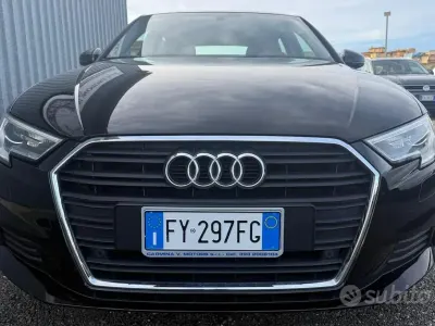 Begagnad Audi A3 Sport 116 HK (85 kW) 2019 Svart Sedan
