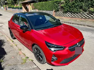 Usata Opel Corsa GS Line 110 CV (80 kW) 2021 Rosso Utilitaria