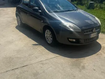 Usata Fiat Bravo 105 CV (77 kW) 2012 Utilitaria