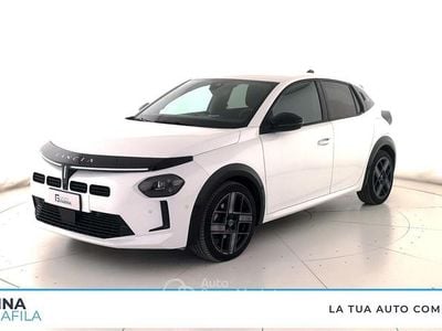 Usata Lancia Ypsilon 101 CV (74 kW) 2025 Bianco Utilitaria