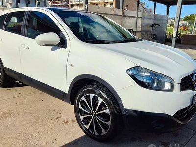 Usata Nissan Qashqai 131 CV (96 kW) 2012 Bianco SUV
