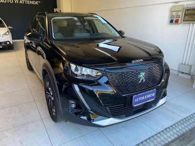 usata Peugeot e-2008 motore elettrico 136 CV Allure Pack