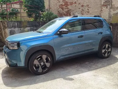 Usata Fiat Grande Panda La Prima 110 CV (80 kW) 2025 Blu/azzurro Utilitaria
