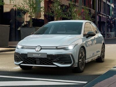 Ny VW Golf VIII R-line Plus 150 HK (110 kW) 2026 Blå Sedan