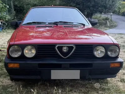 Usata Alfa Romeo Alfasud 79 CV (58 kW) 1989 Rosso Coupé