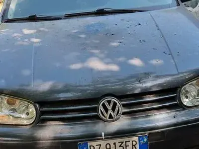 Usata VW Golf IV 105 CV (77 kW) 2002 Grigio Utilitaria