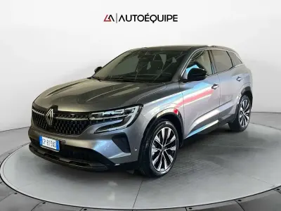 Usata Renault Austral Techno 199 CV (146 kW) 2023 Grigio SUV