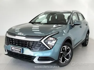 Usata Kia Sportage 150 CV (110 kW) 2023 Verde SUV