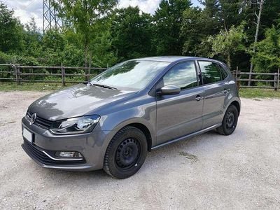 Usata VW Polo Comfortline 90 CV (66 kW) 2017 Grigio Berlina