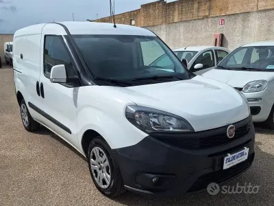 Usata Fiat Doblò 105 CV (77 kW) 2019 Bianco Monovolume