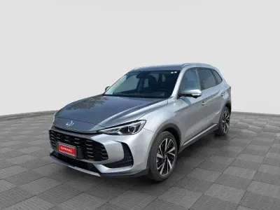 Usata MG ZS Luxury 102 CV (75 kW) 2025 Argento SUV