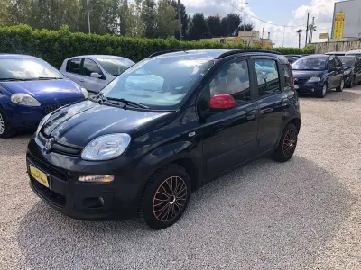 Usata Fiat Panda Easy 69 CV (50 kW) 2014 Nero Utilitaria