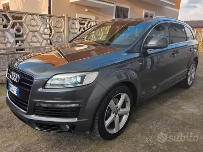 Usata Audi Q7 S-Line 240 CV (176 kW) 2008 Grigio SUV