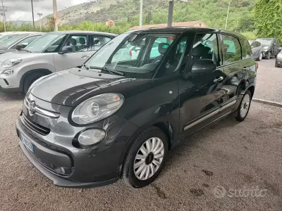 Usado Fiat 500L Business 120 CV (88 kW) 2016 Negro Monovolumen