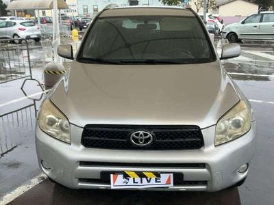 Usata Toyota RAV4 Sol 136 CV (100 kW) 2006 Grigio SUV