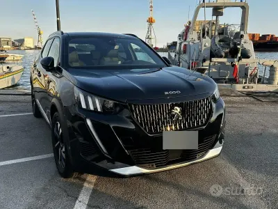 Usata Peugeot 2008 GT-line 131 CV (96 kW) 2024 Nero SUV