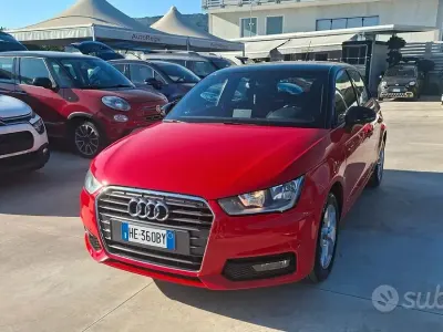Usata Audi A1 95 CV (69 kW) 2015 Rosso Utilitaria