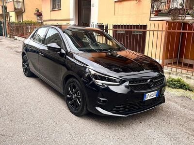 Usata Opel Corsa GS Line 131 CV (96 kW) 2023 Nero Utilitaria