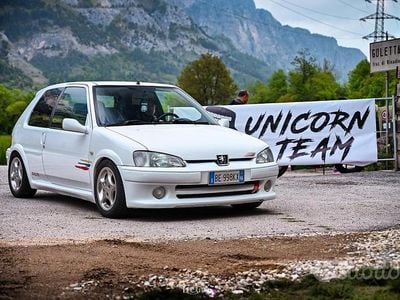 Usata Peugeot 106 118 CV (86 kW) 1999 Utilitaria