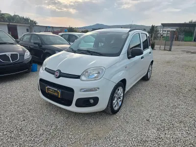 Usata Fiat Panda Lounge 80 CV (58 kW) 2018 Bianco Utilitaria