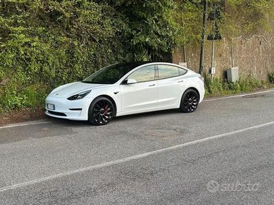Usata Tesla Model 3 235 kW (320 CV) 2021 Bianco Berlina