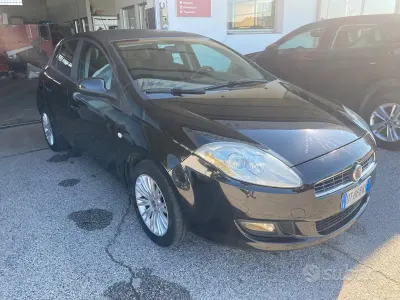 Usata Fiat Bravo Dynamic 105 CV (77 kW) 2009 Nero Utilitaria