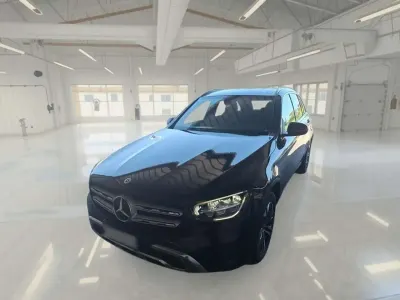 Usata Mercedes GLC220 Business 194 CV (142 kW) 2022 Nero SUV