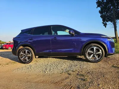 Usata Nissan Qashqai N-Connecta 140 CV (102 kW) 2023 Blu/azzurro SUV