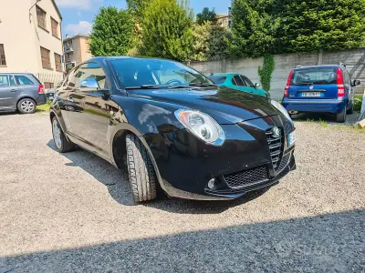 Usata Alfa Romeo MiTo 79 CV (58 kW) 2011 Nero Utilitaria