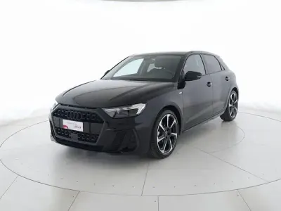 Usata Audi A1 Sportback Ambiente 116 CV (85 kW) 2025 Nero mito metallizzato Utilitaria