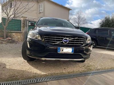 Usata Volvo XC60 R-Design Kinetic 181 CV (133 kW) 2014 Nero SUV