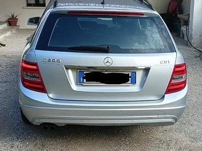 Usata Mercedes C200 Avantgarde 136 CV (100 kW) 2012 Grigio Berlina
